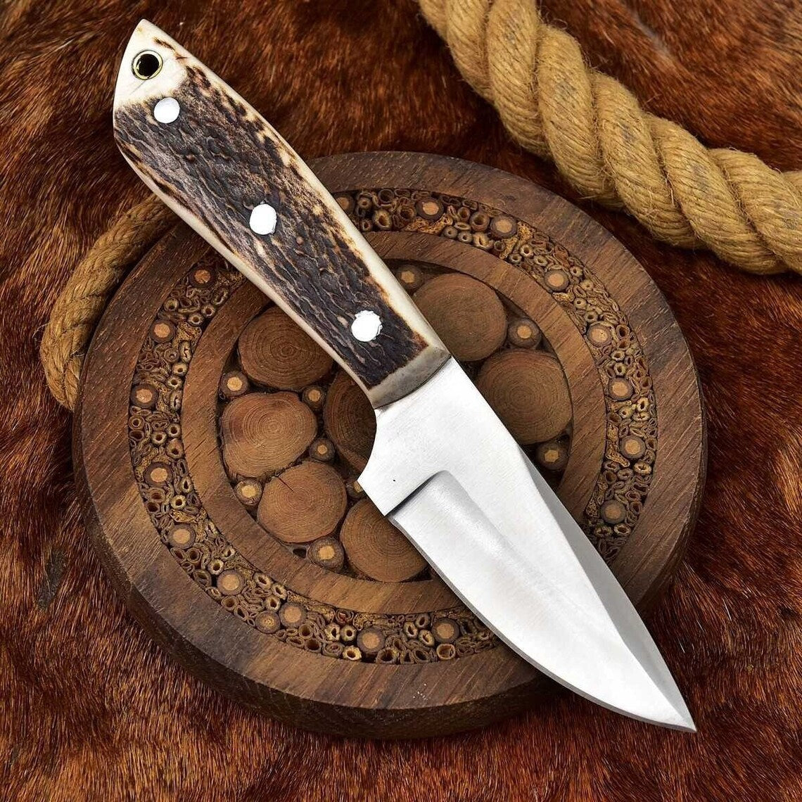 Custom handmade elk skinning knife with leather sheath