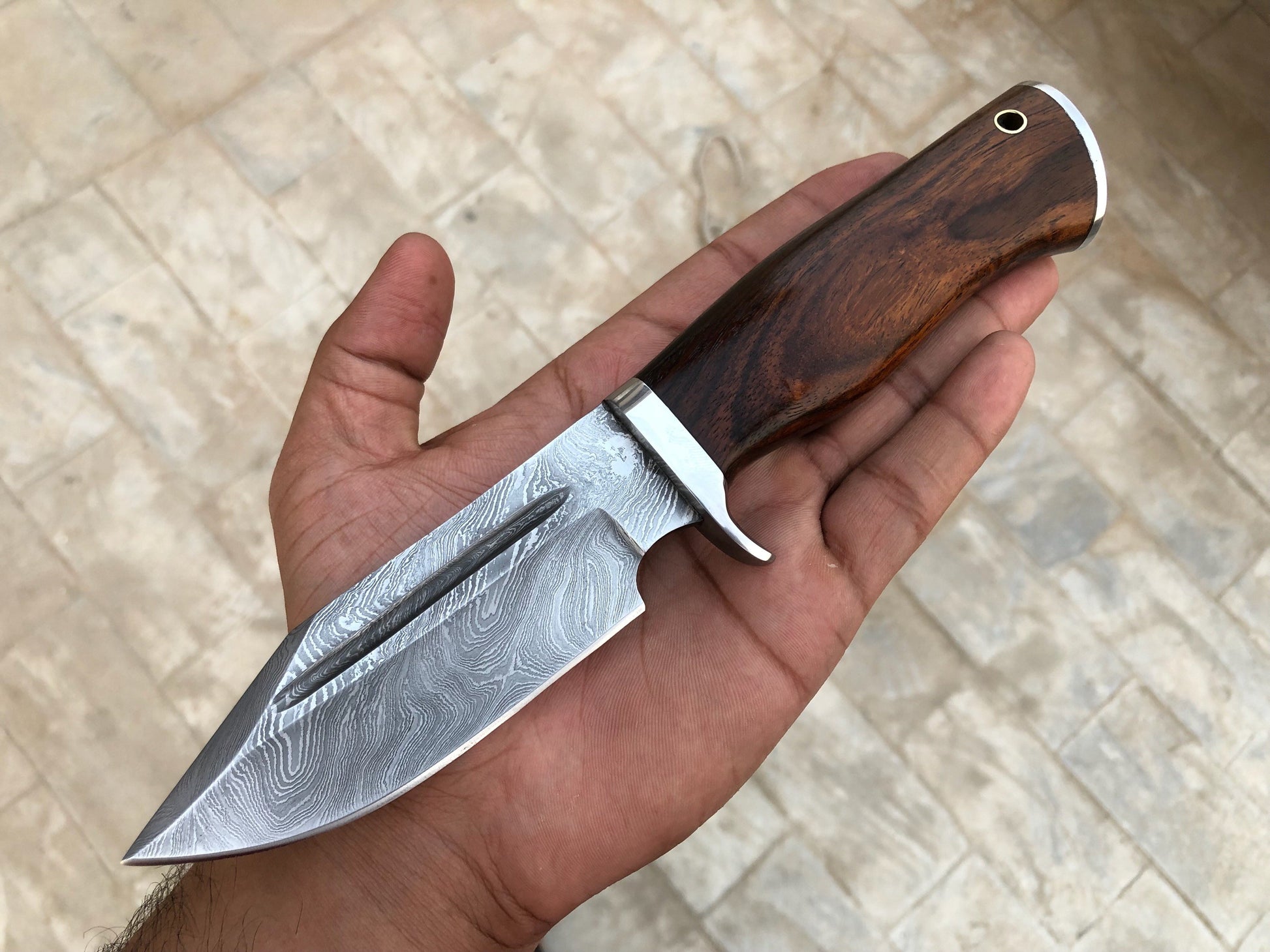 Custom Handmade Hunting Knife with Damascus Steel Blade