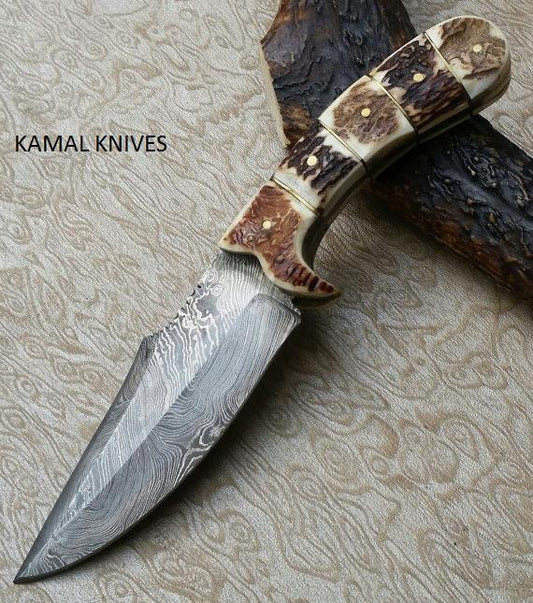 Premium Hunters Knife with Damascus Steel Blade and Leather Sheath