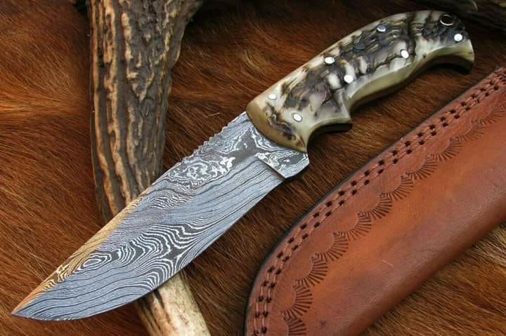 Custom Handmade Deer Hunting Knife in Damascus Steel