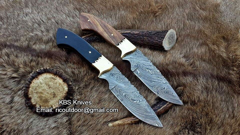 Custom Handmade Damascus Steel Fixed-Blade Hunting Knife with Rosewood Handle - 9 inches