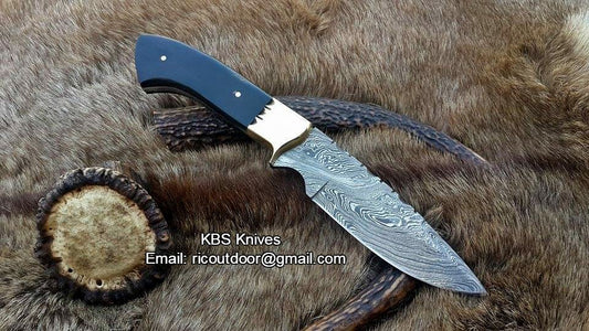 Custom Handmade Damascus Fixed-Blade Hunting Knife with Buffalo Horn Handle