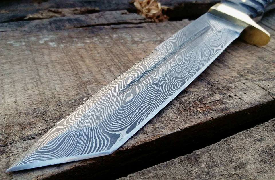 Damascus steel blade detail showing unique patterns and blood groove on Tanto Hunting Knife.