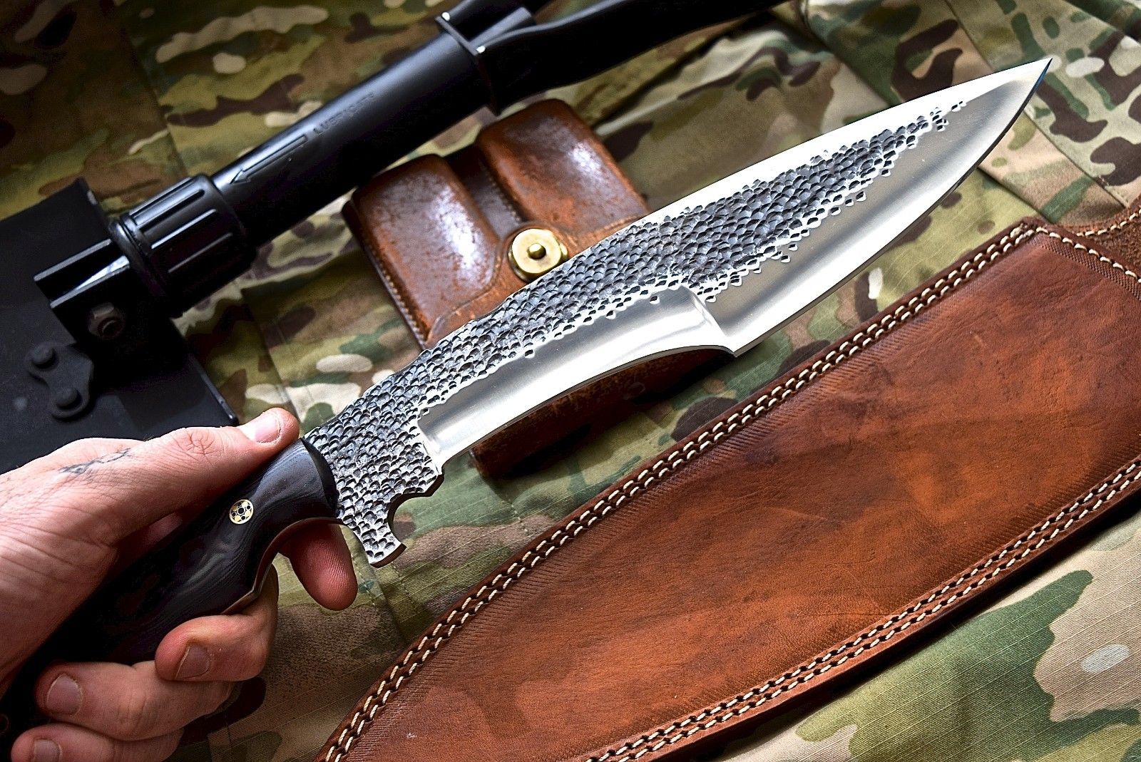 Custom handmade hunters knife with leather sheath