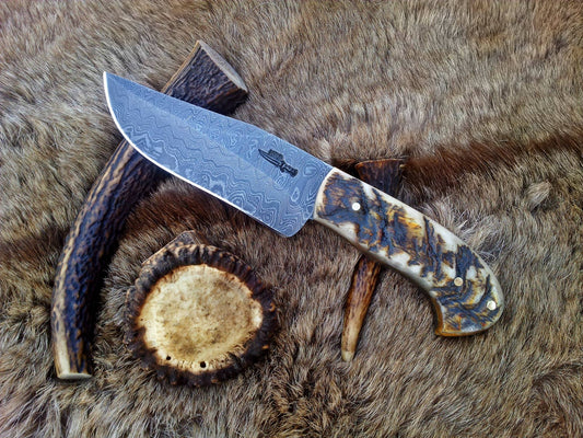 Custom handmade Damascus hunting knife with full tang blade