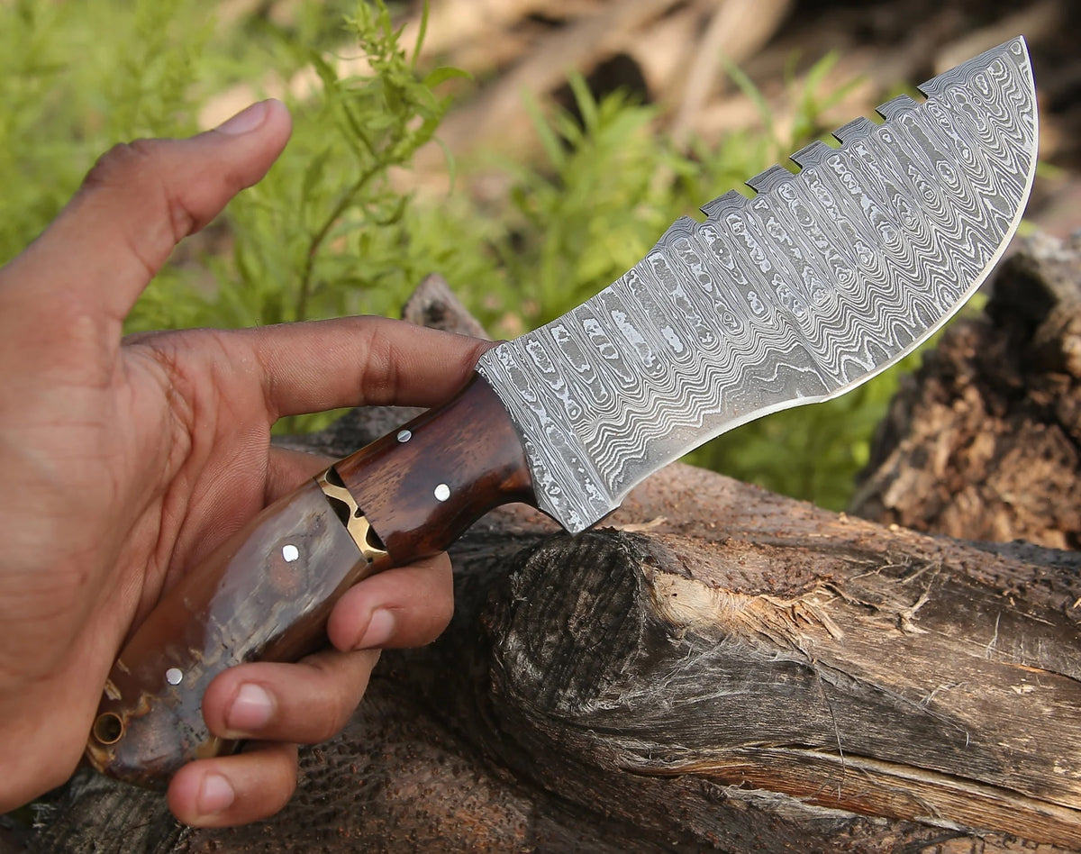 Handmade Damascus Steel Tom Brown Best Tracker Knife For sale with She