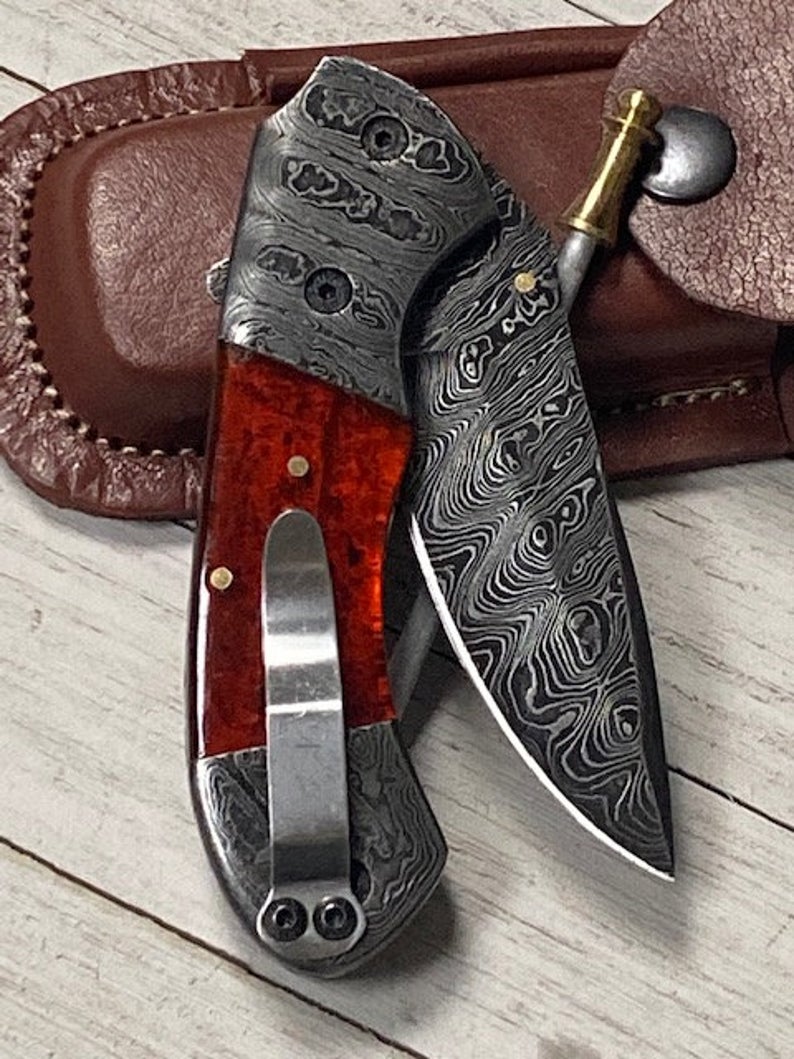 Custom Handmade Damascus Steel Pocket Knife Folding Blade With Resin H –  White Hills Knives