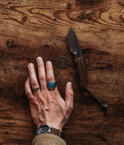 Giving a Knife as a Gift and a Penny: Tradition, Meaning, and Etiquette