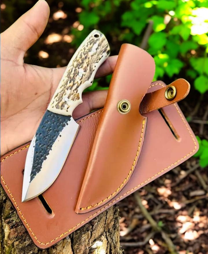 Sharpest Skinning Knife with Antler Horn Handle & Leather Sheath – Whitetail Hunter’s Edge – 