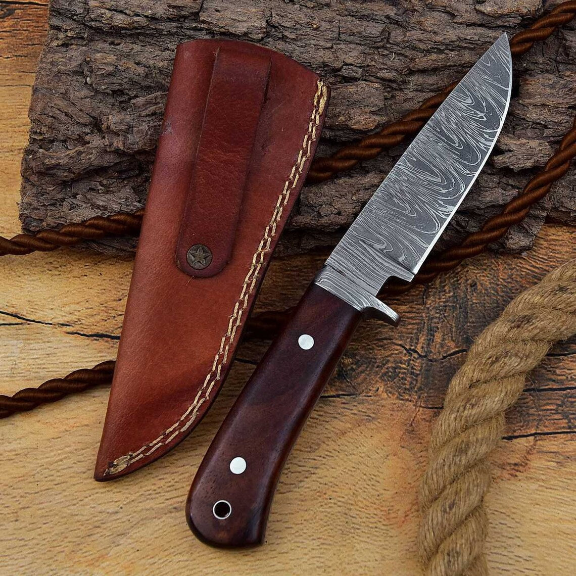 Damascus Steel Blade Knife with Rosewood Handle and Damascus Guard