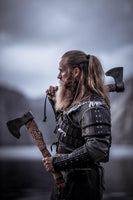 Full-working Norse axe perfect for everyday tasks and outdoor adventures
