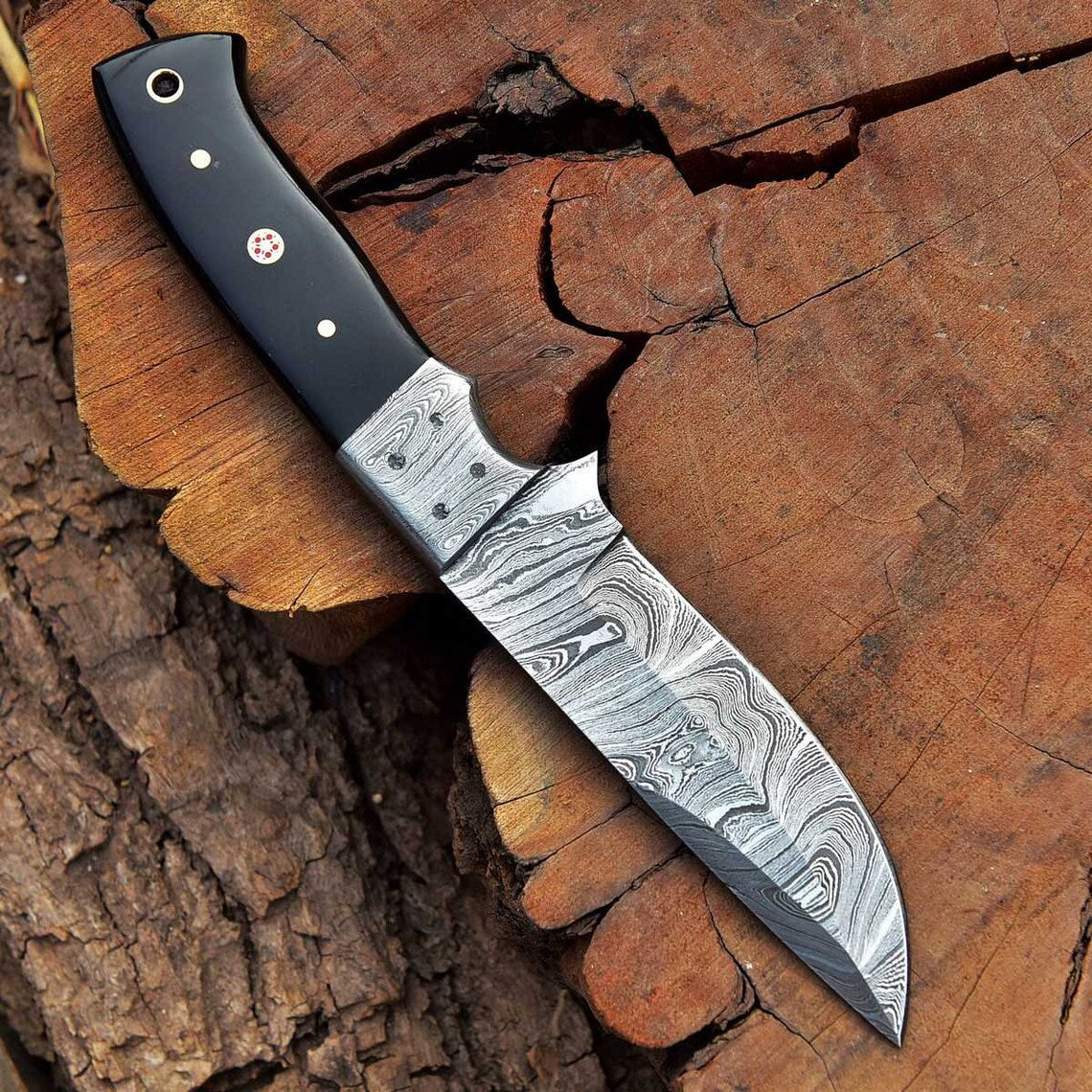KBS Knives - Ridgeback Ranger: Handcrafted Damascus Steel Hunting Knife for Sale with Leather Sheath