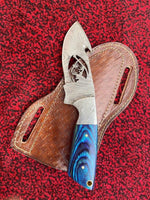 Gut Hook Hunting Skinning Knife with Wirecut Damascus Steel Blade and Pakka Wood Handle