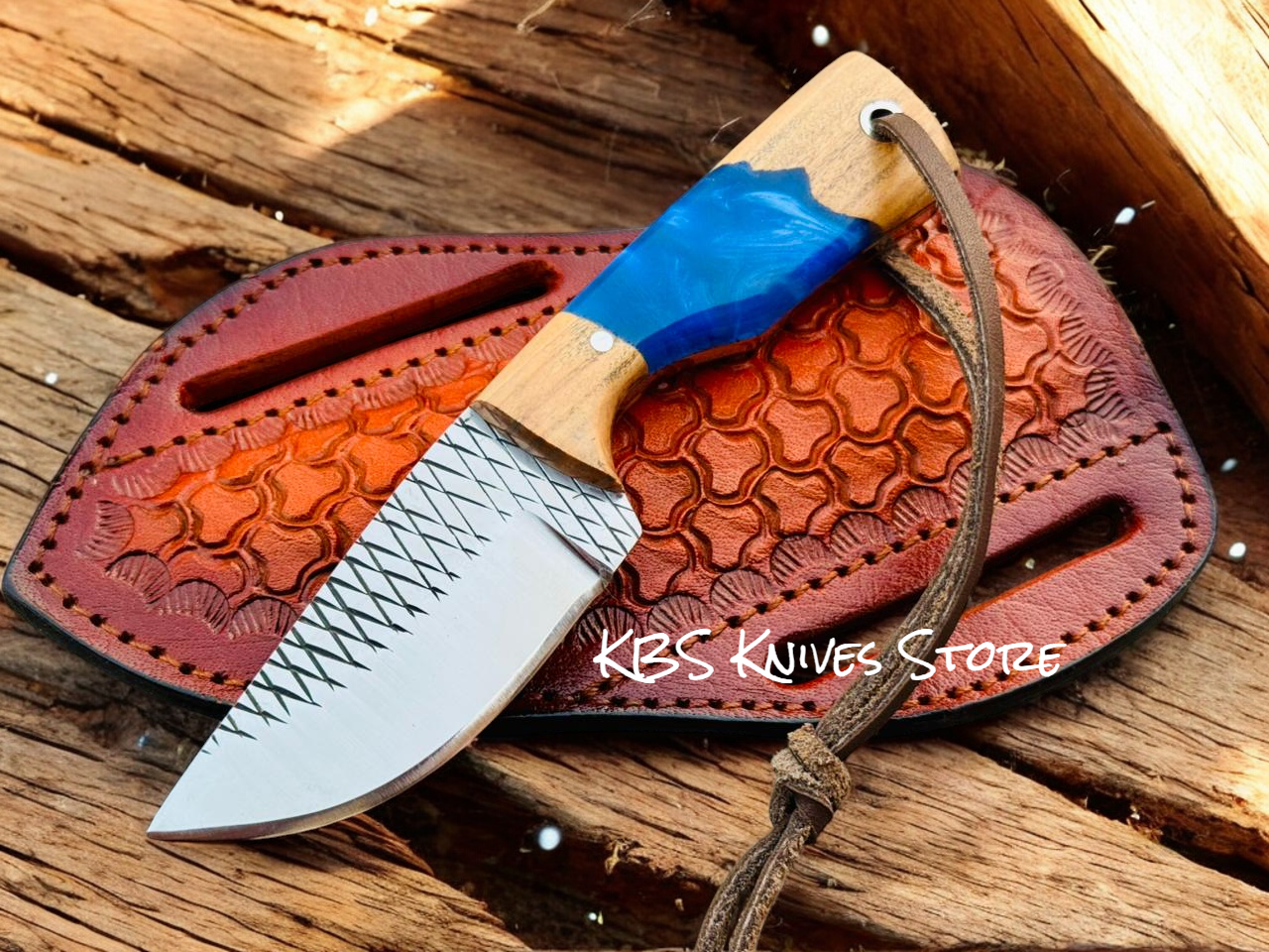 Classic Cowboy Knife – 2.5" Rasp Steel Blade w/ Epoxy Resin Handle
