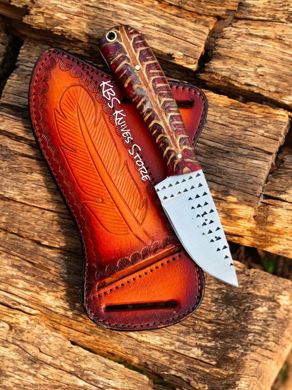Handcrafted Western Knife for Men’s Gift – Red Epoxy Pine Cone Handle
