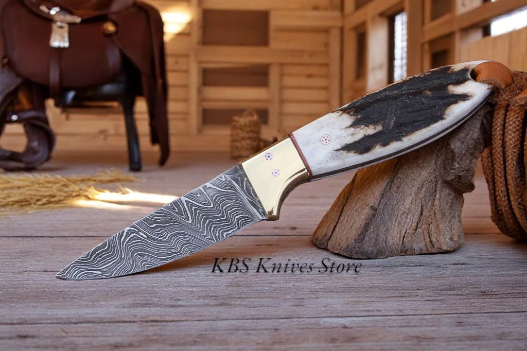 Buckaroo Western Cutlery Knife – Damascus Steel Blade and Antler Handle