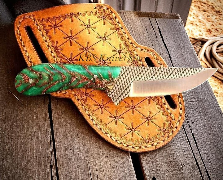 Handmade Western Knife with Rasp Steel Blade & Pine-Cone Handle – Cowboy Style Belt Knife