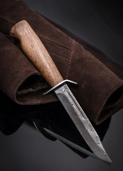 CF-64 handmade Damascus Steel Chef Knife - Walnut Wood Handle