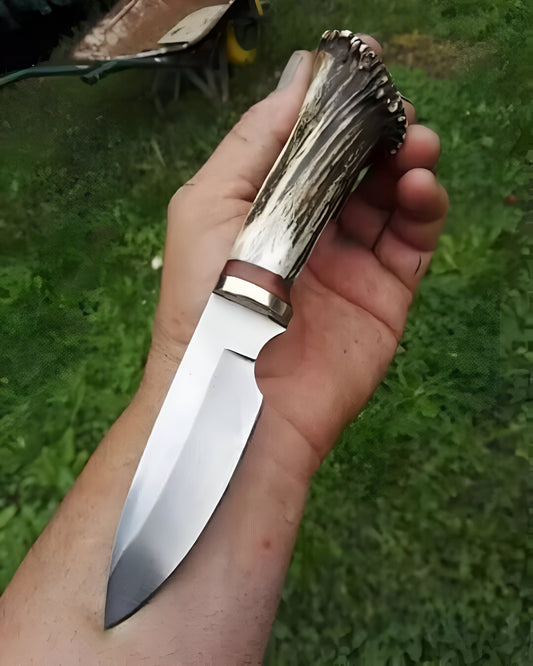 Hunter Knife – 9" D2 Steel Blade with Antler Horn Handle & Brass Guard

