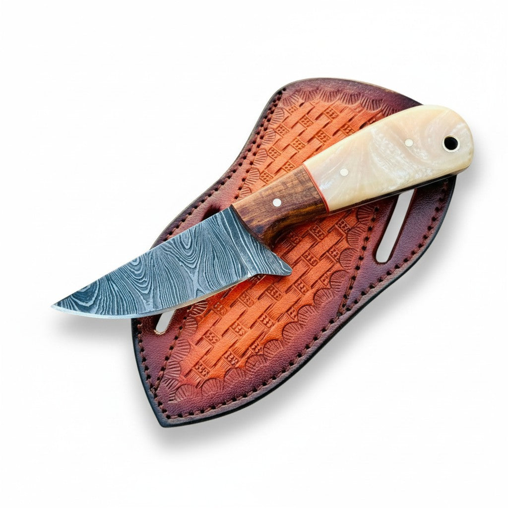Dallas Cowboys Knife – 3.1" Damascus Blade Rosewood Resin Handle