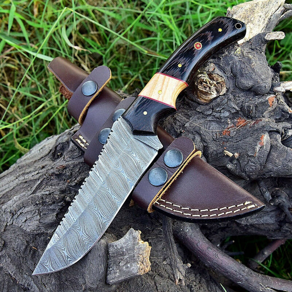 Custom Handmade Damascus Steel Hunting Knife