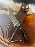Damascus Hunting Skinning Knife with Sheep Horn Handle and Engraved Steel Guard