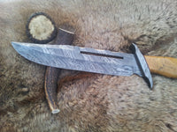 17-Inch Fire Pattern Damascus Steel Rambo Bowie Knife with Damascus Guard and Clip