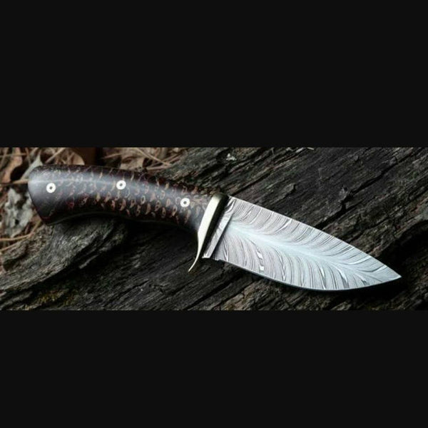 Pine Cone Handle Damascus Feather Hunting Knife