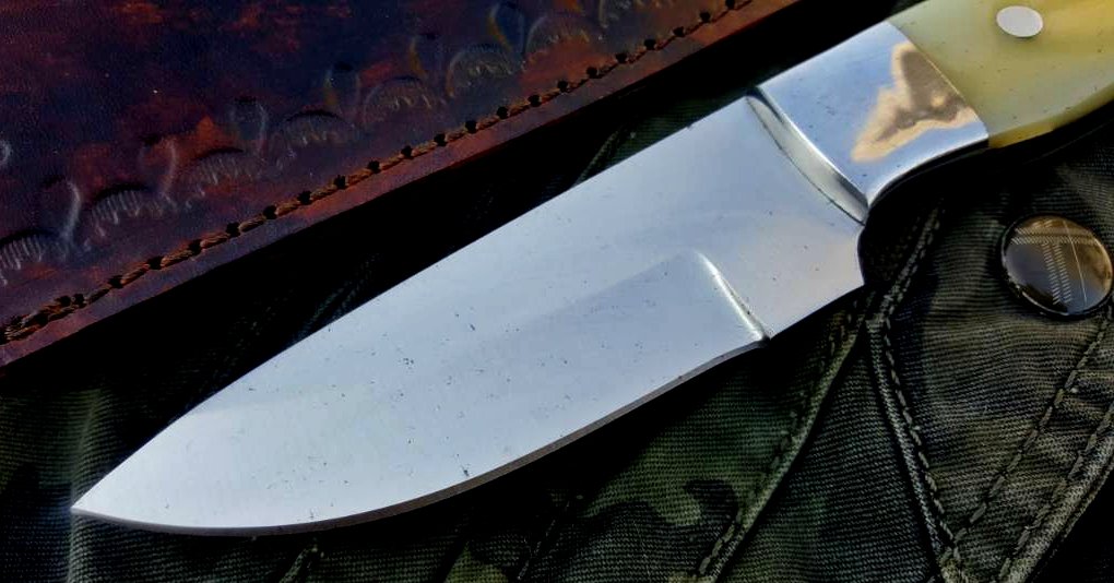 [DAMASCUS_KNIVES], [HUNTING_KNIVES], [KNIFE], [HANDMADE_KNIVES], [SKINNING_KNIVES], [DAGGER_KNIVES], [TRACKER_KNIVES], [KITCHEN_KNIVES], [FOLDING_KNIVES] - KBS Knives Store
