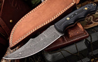 Damascus steel hunting knife