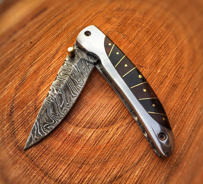Premium leather sheath for the Everyday Carry Damascus steel pocket knife.