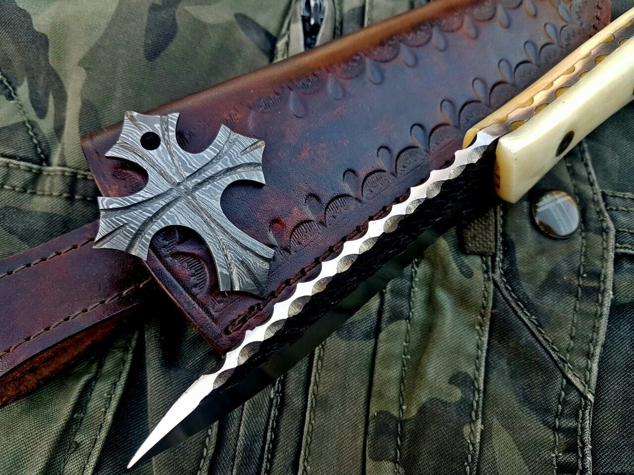 [DAMASCUS_KNIVES], [HUNTING_KNIVES], [KNIFE], [HANDMADE_KNIVES], [SKINNING_KNIVES], [DAGGER_KNIVES], [TRACKER_KNIVES], [KITCHEN_KNIVES], [FOLDING_KNIVES] - KBS Knives Store