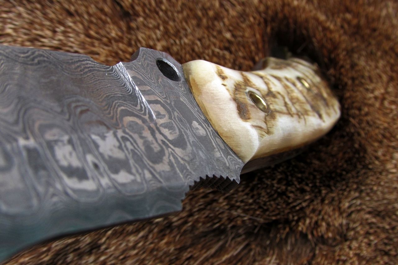 Handmade Damascus Skinning Knife with sheep horn handle
