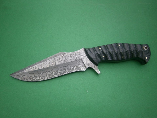 Full Tang Custom Handmade Damascus Steel Hunting/Skinning Knife