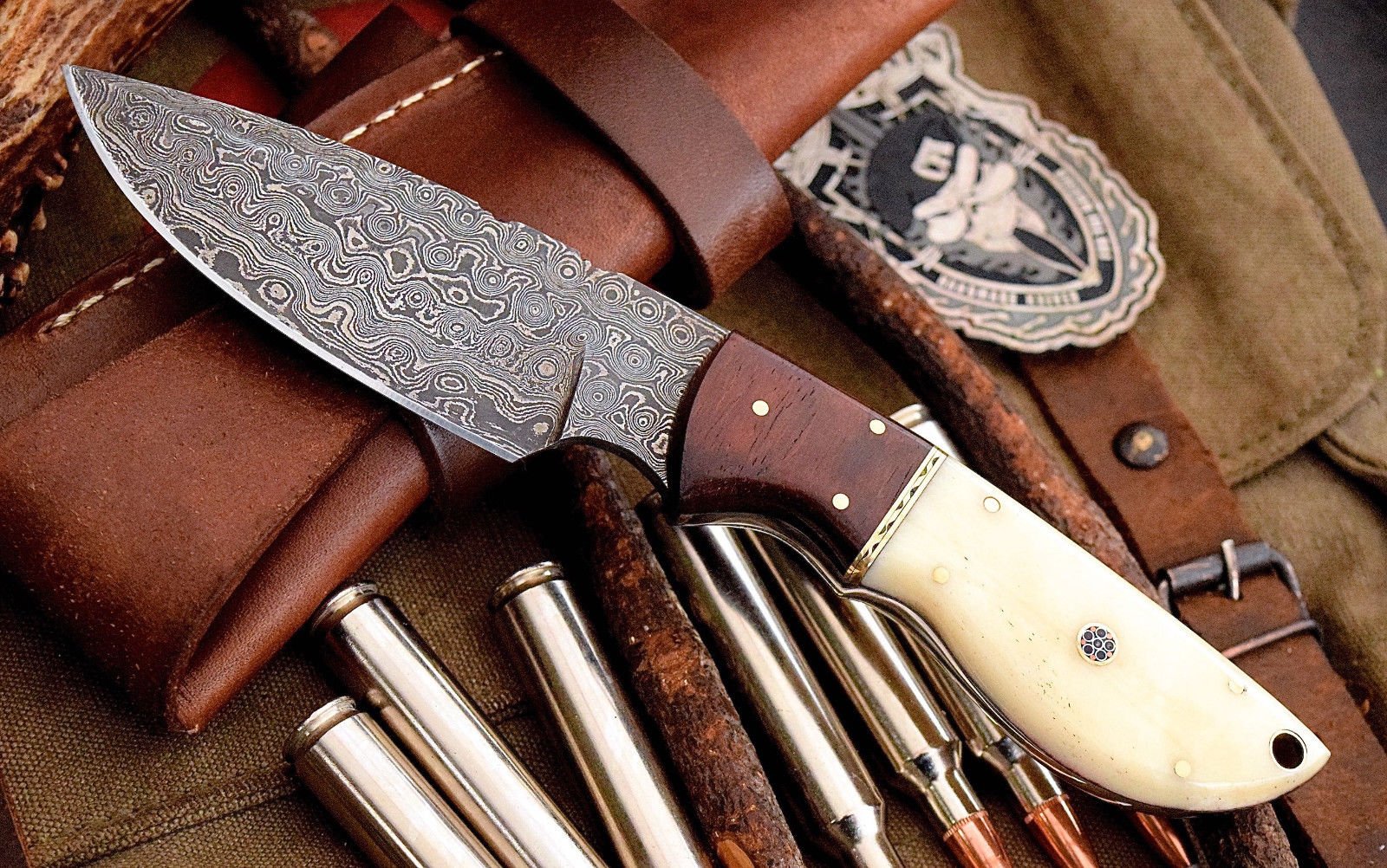 Close-up of the 4.25-inch Damascus blade on the deer skinning knife.