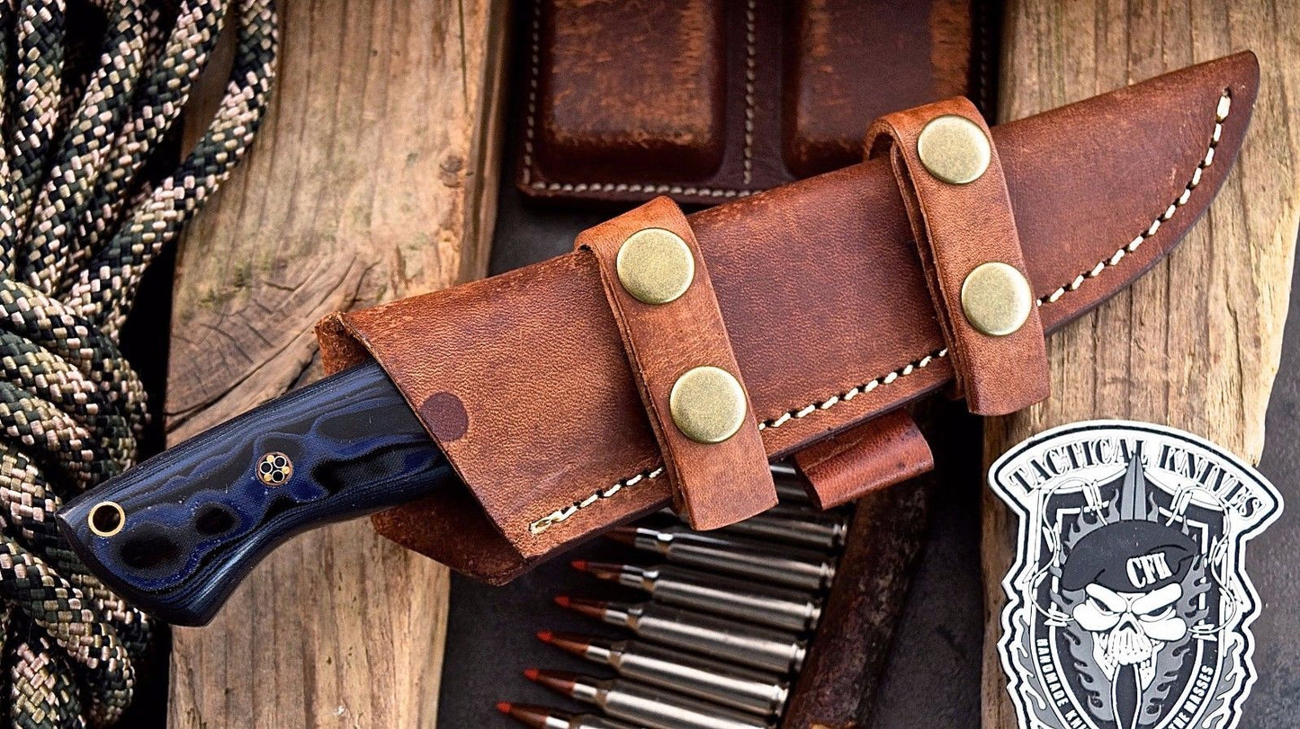 Damascus steel handmade skinning knife