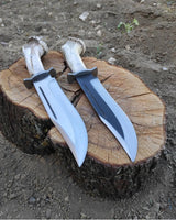 High-Carbon 1095 Steel Bowie Knife with Unique Deer Horn Handle