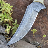Damascus steel blade knife with leather sheath and Rockwell Hardness 55-58 HRC.