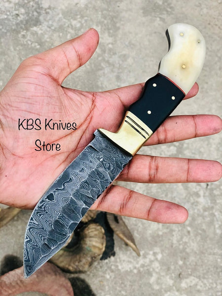 Custom Forged Damascus Steel Handmade Hunting Knife