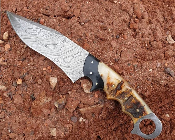 Custom Handmade Damascus Steel Hunting Knife