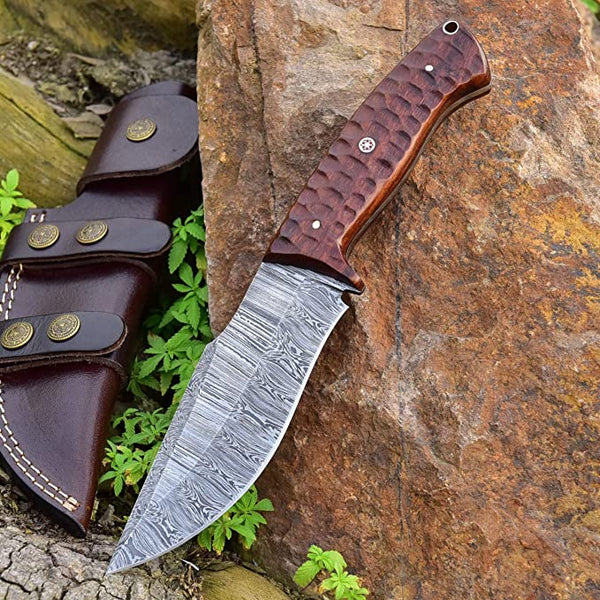 The Outdoorsman's Choice: 10-Inch Hunting Knife with Full Tang 1095 St –  KBS Knives Store