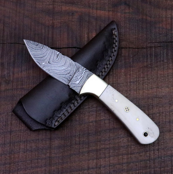 CUSTOM HANDMADE DAMASCUS STEEL SKINNING KNIFE