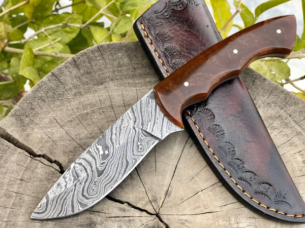 Damascus Hunting Knife with Resin Handle
