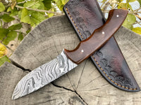 Damascus Hunting Knife with Resin Handle