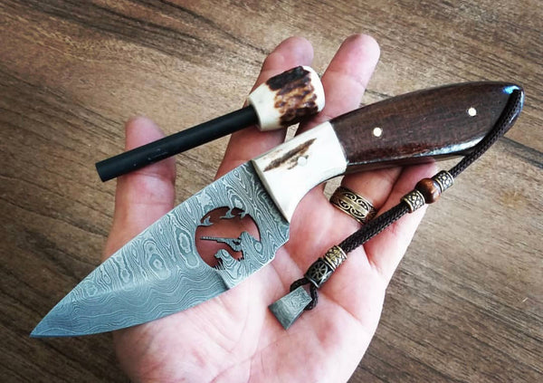 Wirecut Damascus Blade Hunting Knife