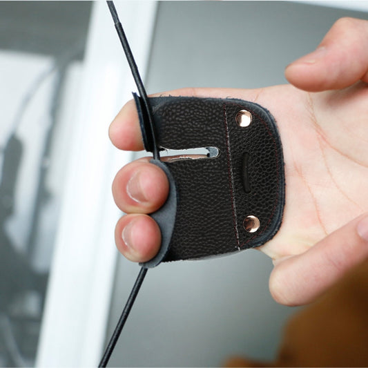 1PC New Arrival Cow Leather Archery Finger Guard Protection Pad Glove Tab Bow Shooting Protector