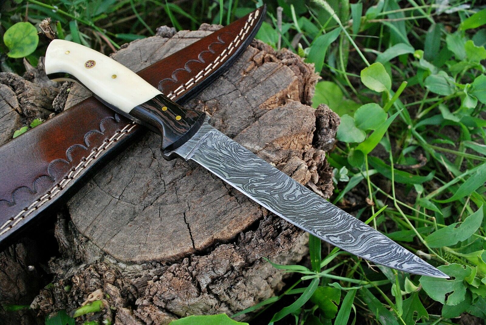 Damascus Steel Fillet Knife Bowie Knife with Wenge Wood and Bone Handle